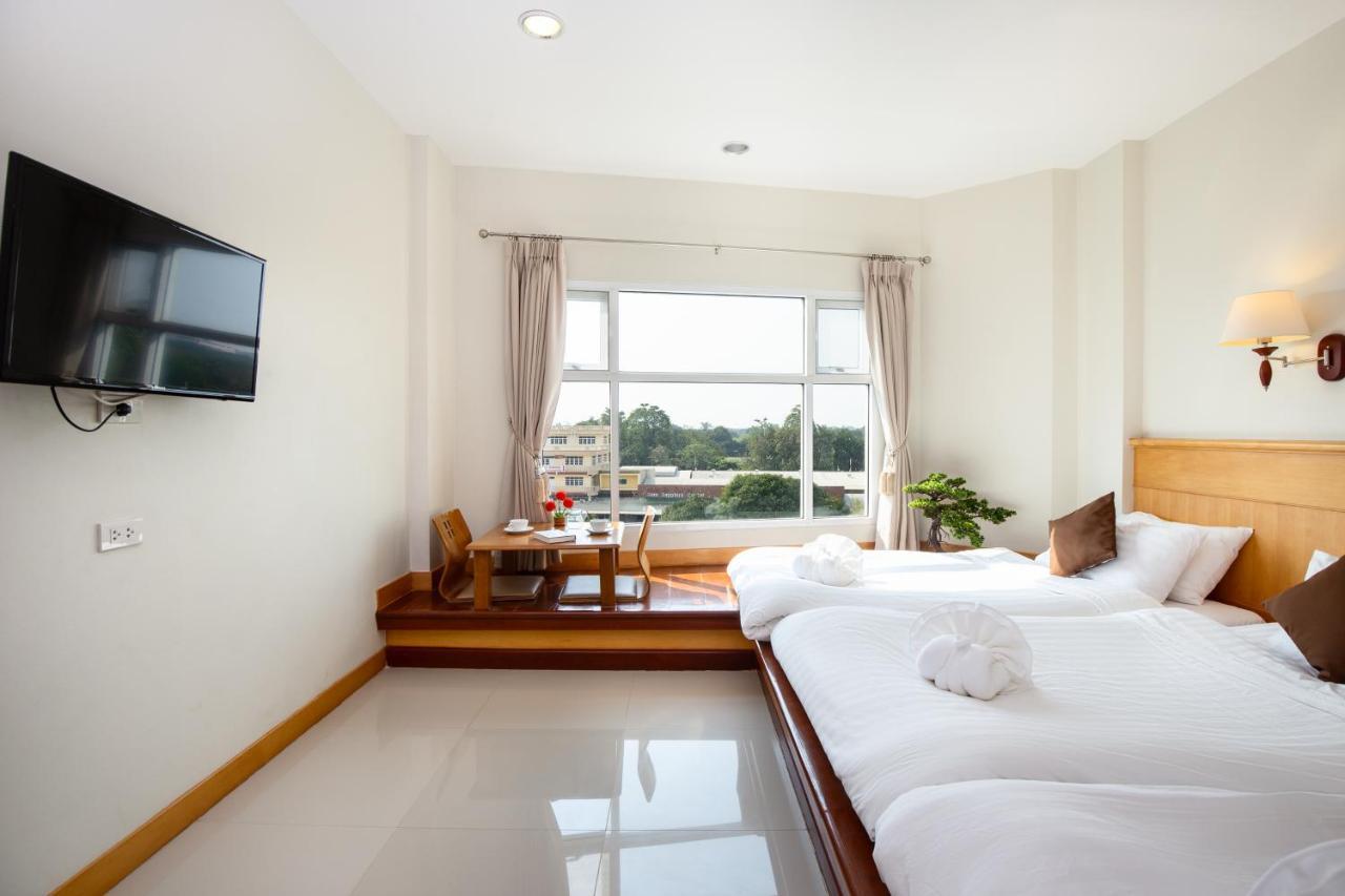Kanchanaburi City Hotel - SHA Extra Plus Bagian luar foto